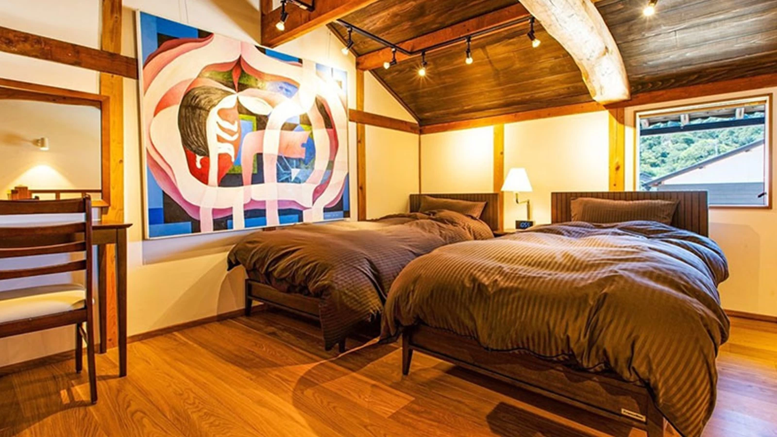 3年に1度の「瀬戸内国際芸術祭2025」が開幕！旅の起点となる小豆島に泊まるなら「三都の郷」へ