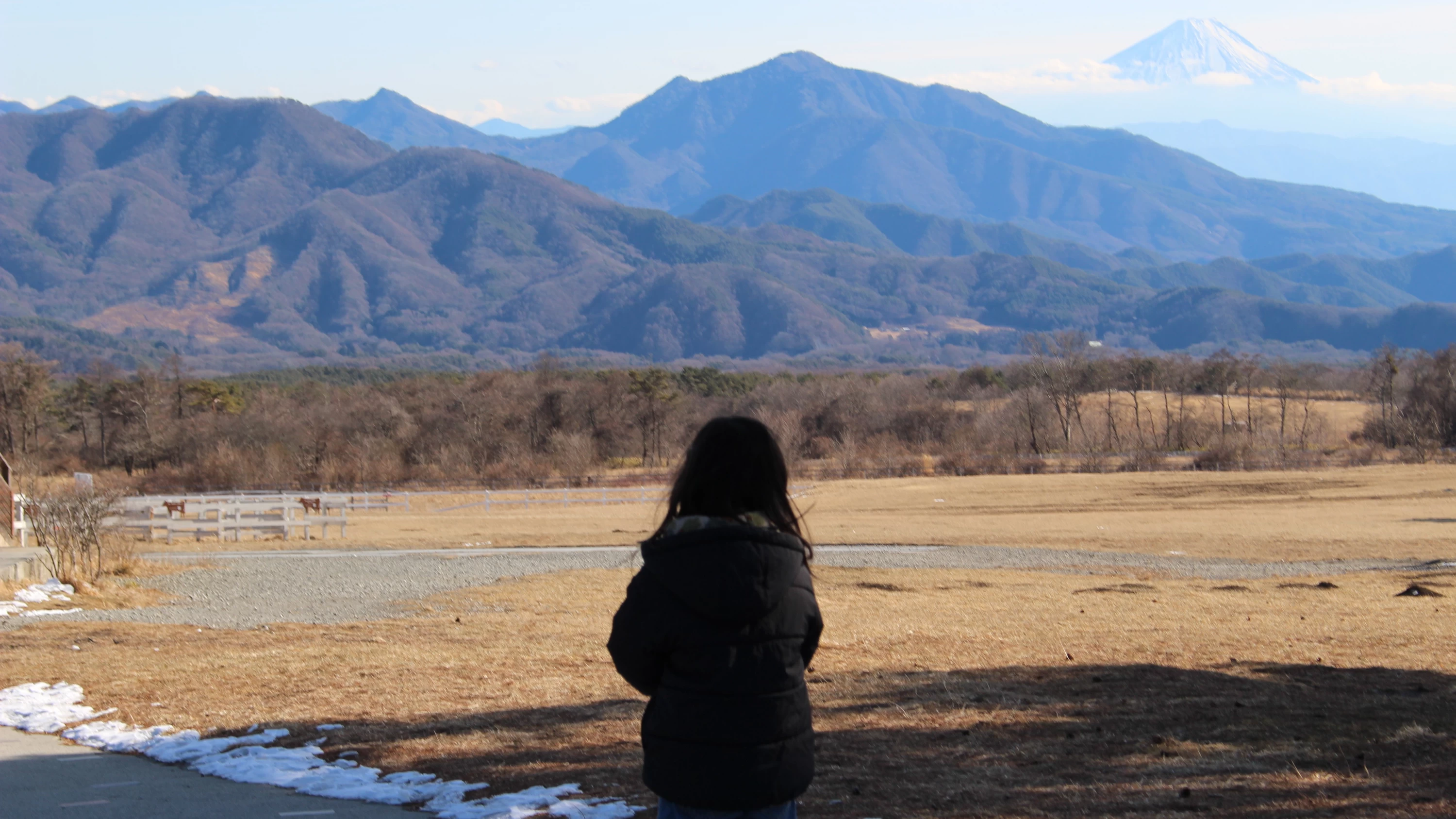 晴天率抜群！家族で冬の清里・清泉寮に泊まる「サンメドウズ雪遊びデビュー」レポ