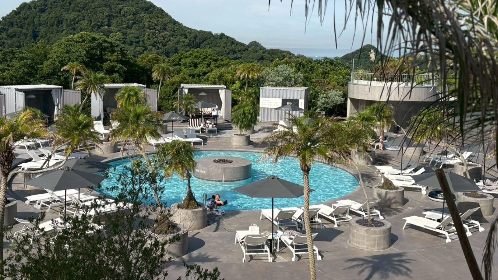 都心から70分で南国リゾートへエスケープ! 千葉にある「BOTANICAL POOL CLUB」で大人のチルタイムを叶えるご褒美女子旅