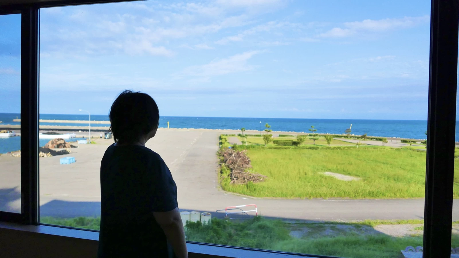 【富山・氷見】富山湾ビューの宿「移り住みたくなる宿『イミグレ』」で、母娘で味わうフレンチと絶景の1泊2日