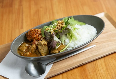 自慢のポークカレー