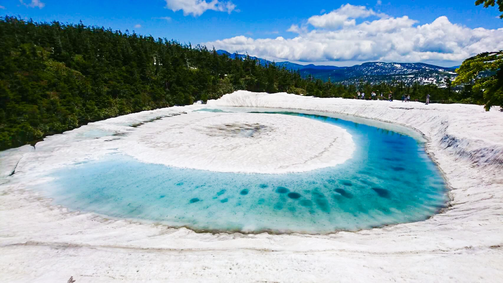 八幡平のドラゴンアイ