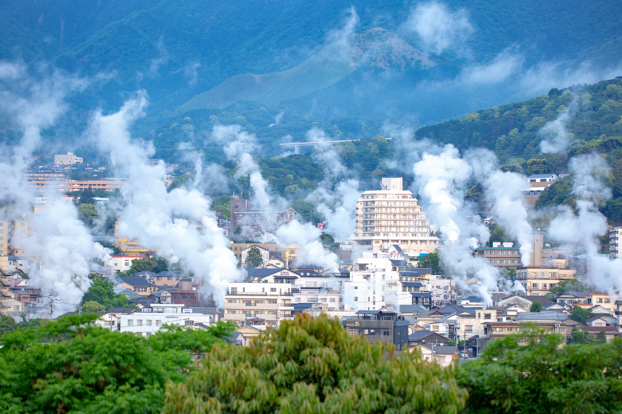 別府鉄輪温泉の湯けむり