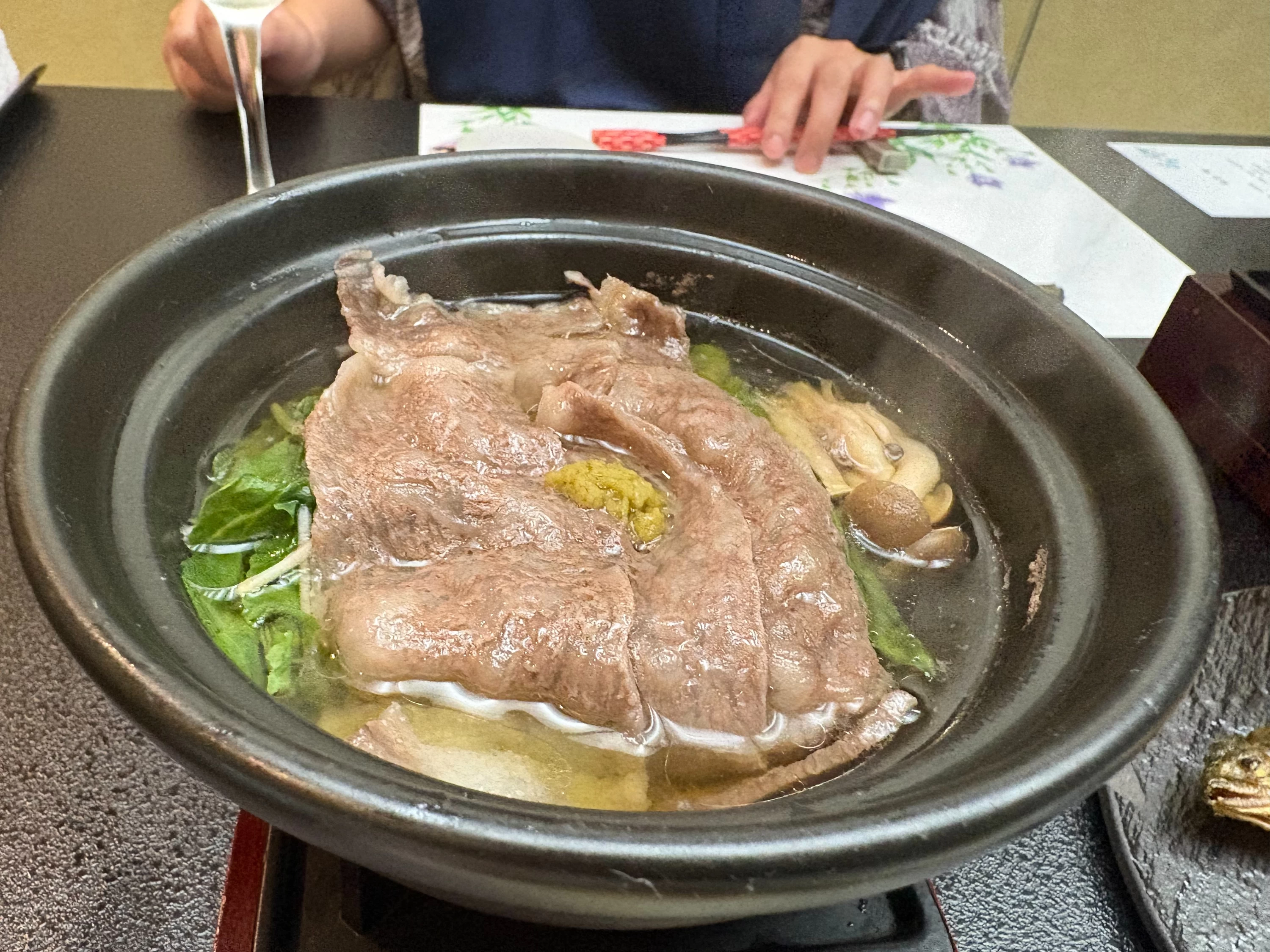 信州牛の旨味あふれる、絶品レタス鍋