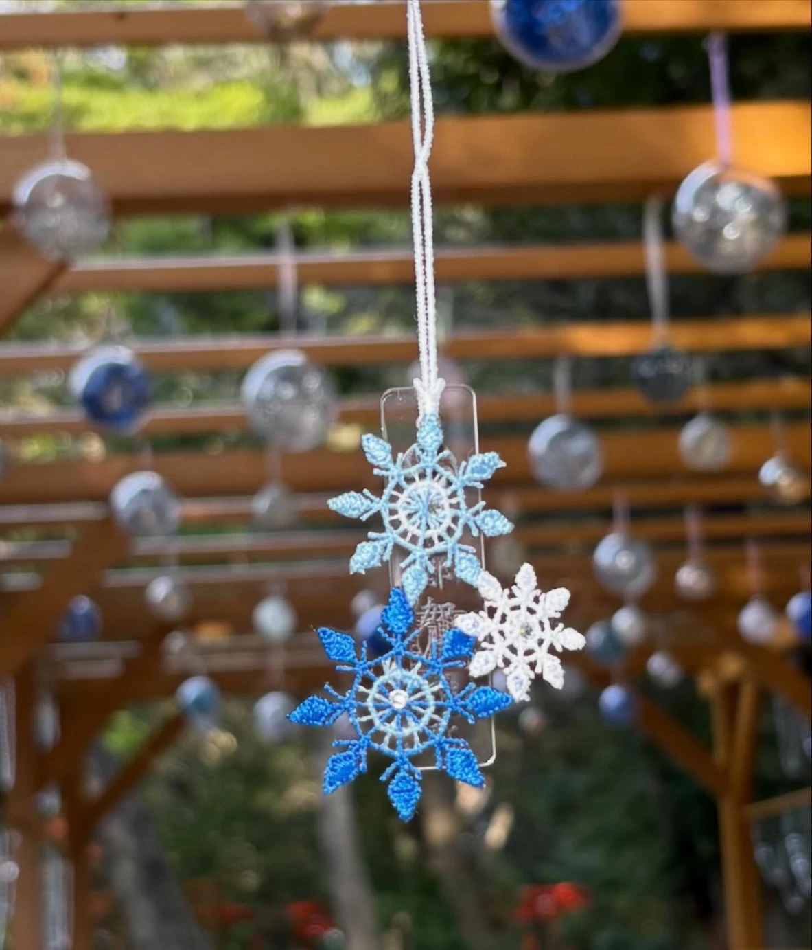 季節の幸運守　雪