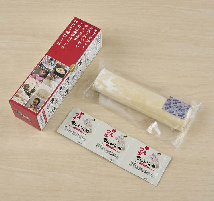 職人になり代わって麺を切る楽しさを体験