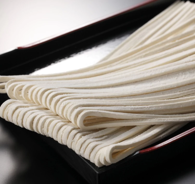 ご贈答用特別化粧箱　半生熟成讃岐うどん　琴線（6人前）