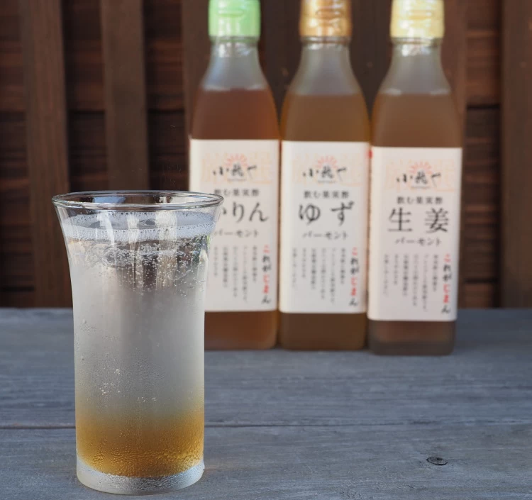 お水や炭酸水で割ったり、焼酎に入れても