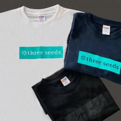 three seedsオリジナルTシャツ