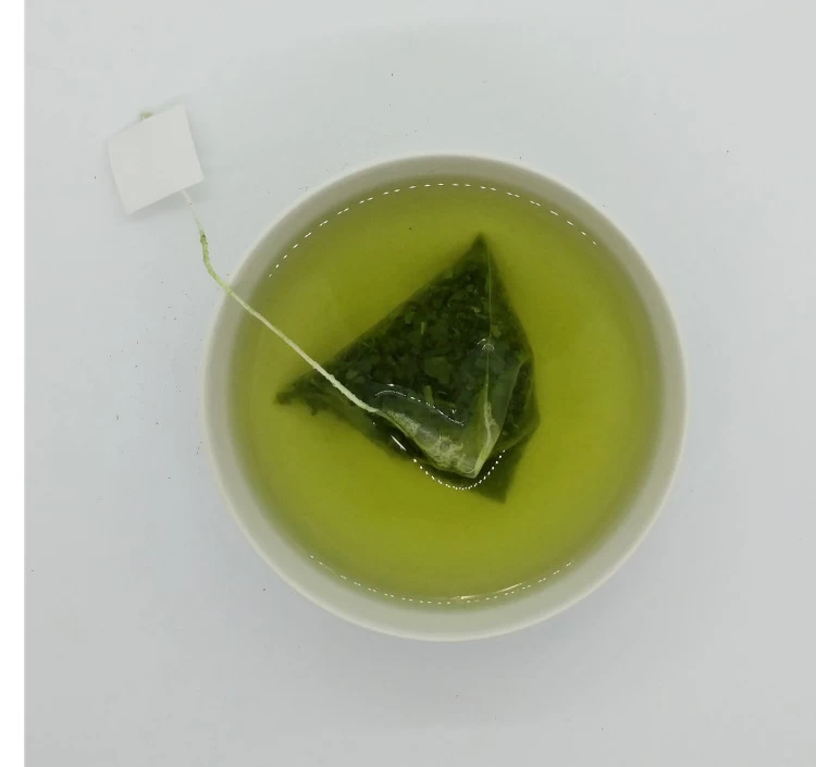【日本茶ティーバッグ】馨し（かぐわし）＜８包入り＞　ーブレンド／青焙じ茶ー
