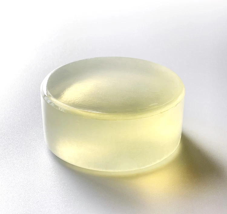 肌にやさしい洗顔石鹸　草津温泉の源泉入り　湯けむりせっけん（しっとり保湿タイプコラーゲン入り）　100g