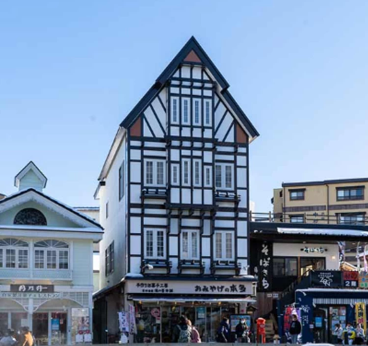 肌にやさしい洗顔石鹸　草津温泉の源泉入り　湯けむりせっけん（しっとり保湿タイプコラーゲン入り）　100g