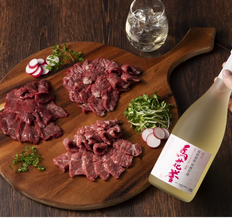 【日本ギフト大賞受賞】馬刺しと焼酎の晩酌セット【松】