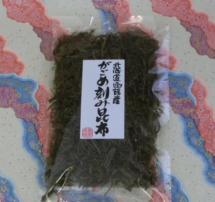 北海道函館産　がごめ刻み昆布＞｜海苔・海藻をお取り寄せ・通販するなら【旅色】