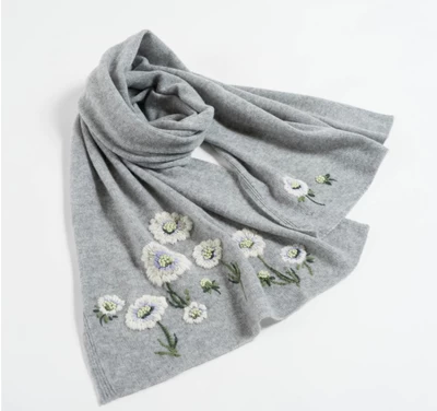 【受注生産商品】スカビオザの花の手刺繍ストール/Col.ミディアムグレー