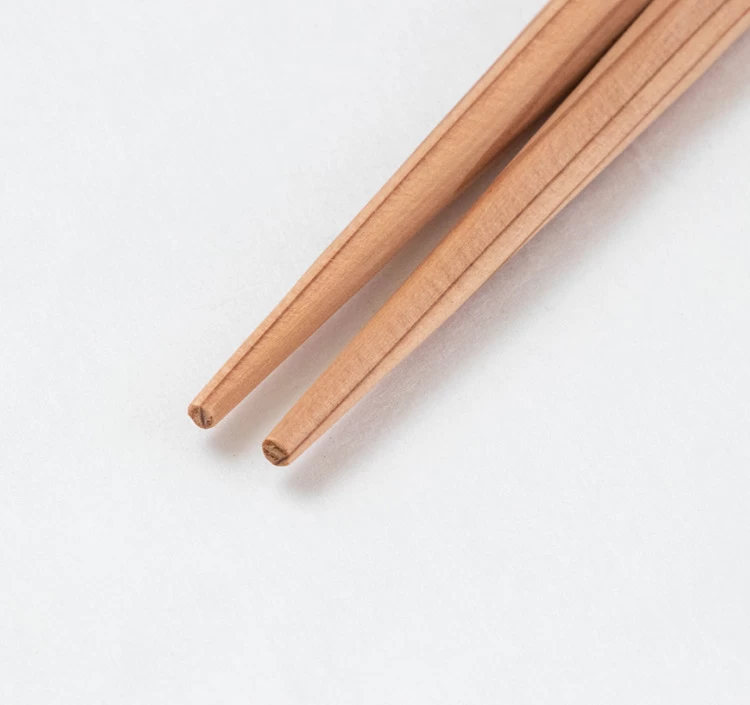 無塗装ならではの木頭朱杉の芳醇な香り