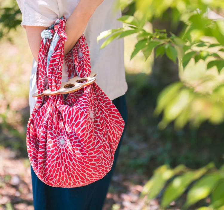 ふろしきバッグの木のもちて　KIMOCHI