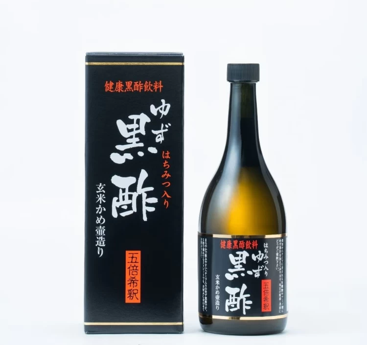 マイルドで飲みやすい、はちみつ入りゆず黒酢