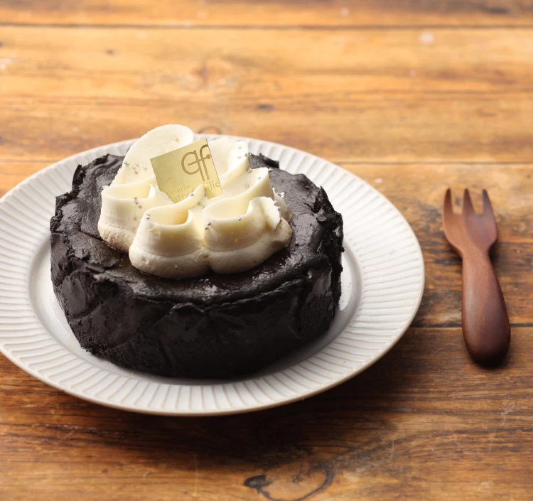 お得な2個セット! バスクチーズケーキ プレーン 12cm × ブラックバスクチーズケーキ 12cm【送料無料】