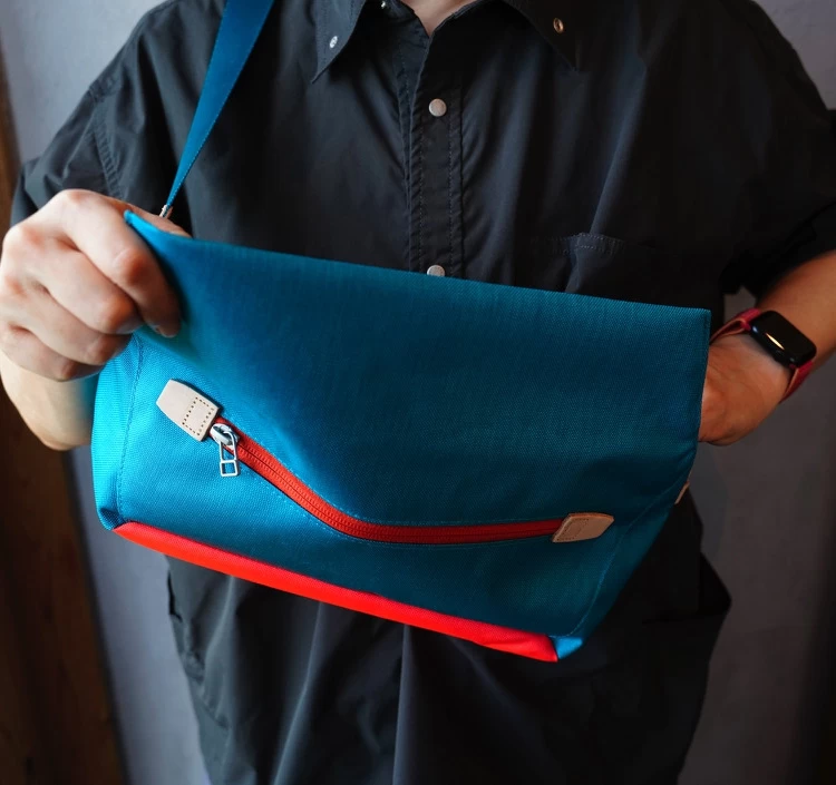 スリングバッグ(ステアーズHK)FURIKAKE別注・ターコイズ