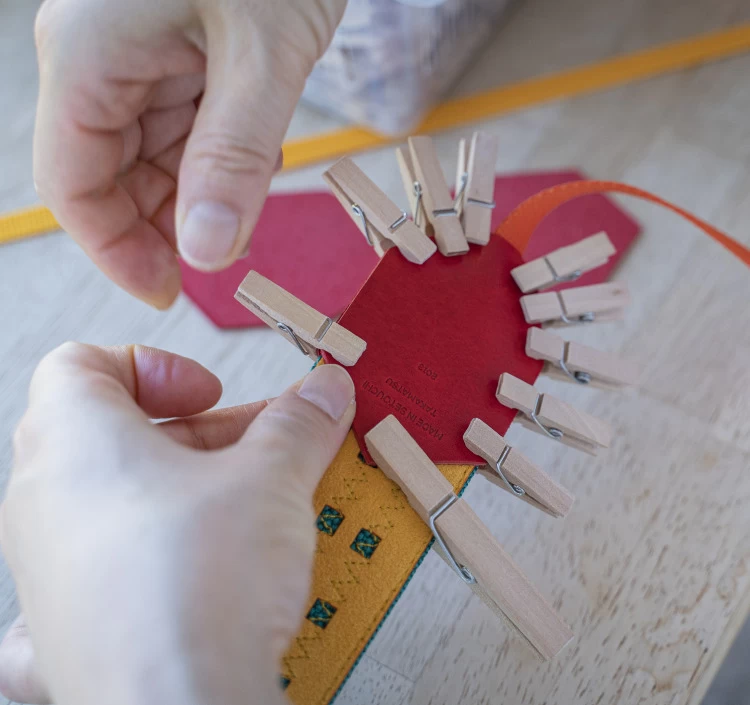 ハンドメイドにこだわり一本ずつ丁寧に縫製