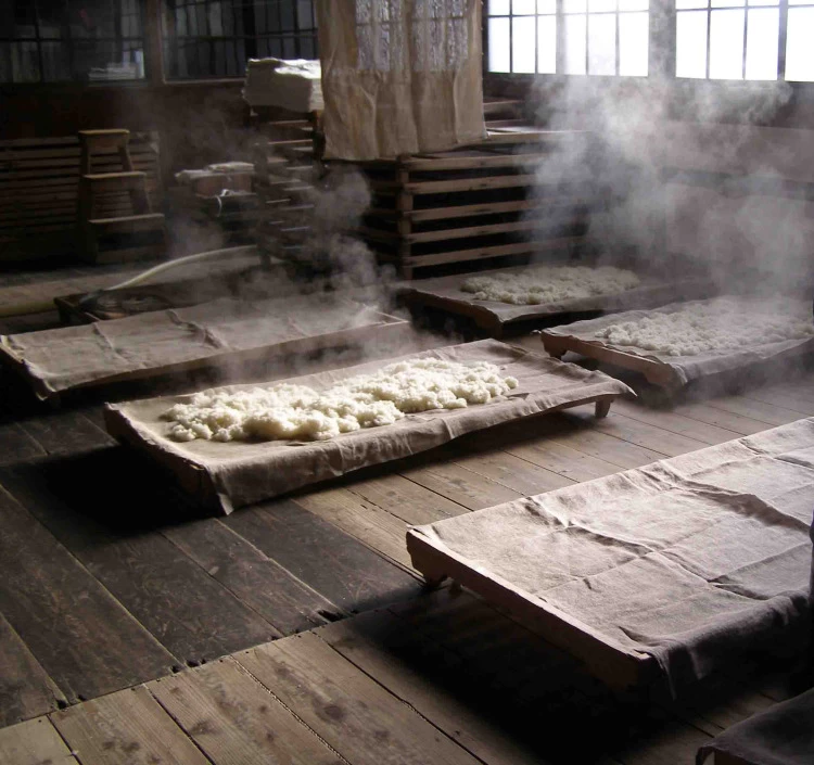 八鶴　超辛純米酒　剛酒