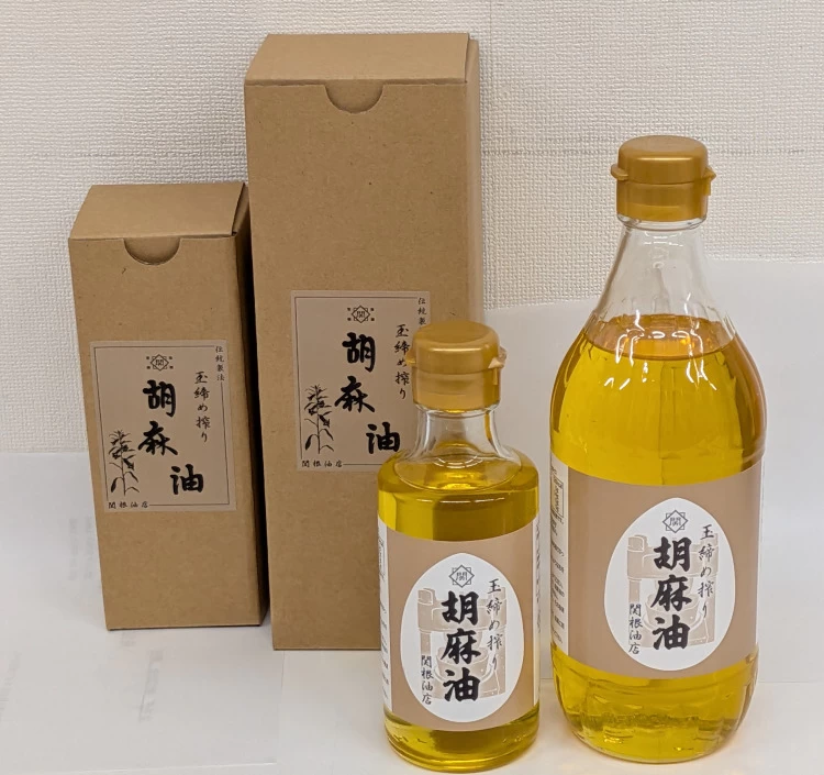 玉締め搾り胡麻油 卓上ビン