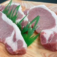 超厚切！国産豚ロース肉　ステーキ・カツ用3枚入 サムネイル
