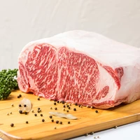 NAMIKI和牛ステーキと国産牛肉ハンバーグ5個セット サムネイル