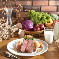 NAMIKI和牛ステーキと国産牛肉ハンバーグ5個セット サムネイル