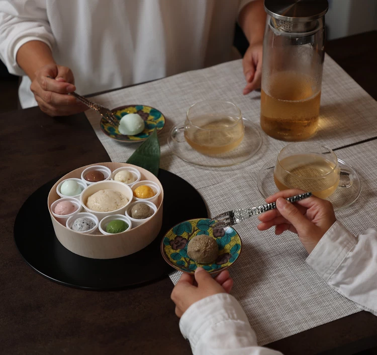 「絢爛 百万石ジェラート」9個入り (送料無料)