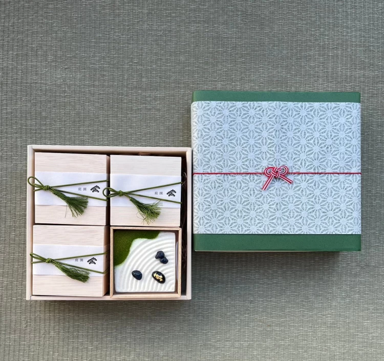 庭園ティラミス　4個箱セット