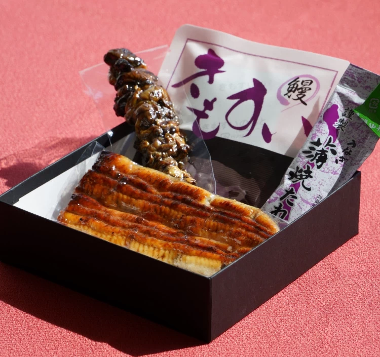 三種セット (蒲焼き・肝・肝吸い)