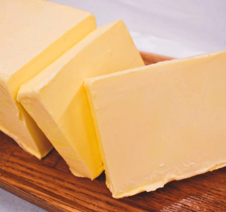 バター本来の豊潤な香りと味が特徴のベルギー産発酵バターを使用しています。