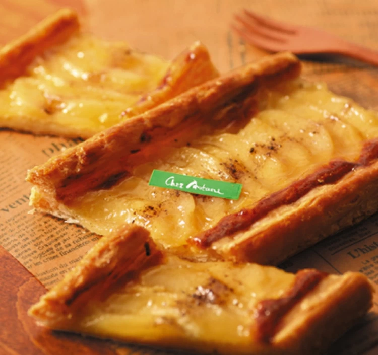 ジューシーで上品な甘さが人気の洋梨パイです。