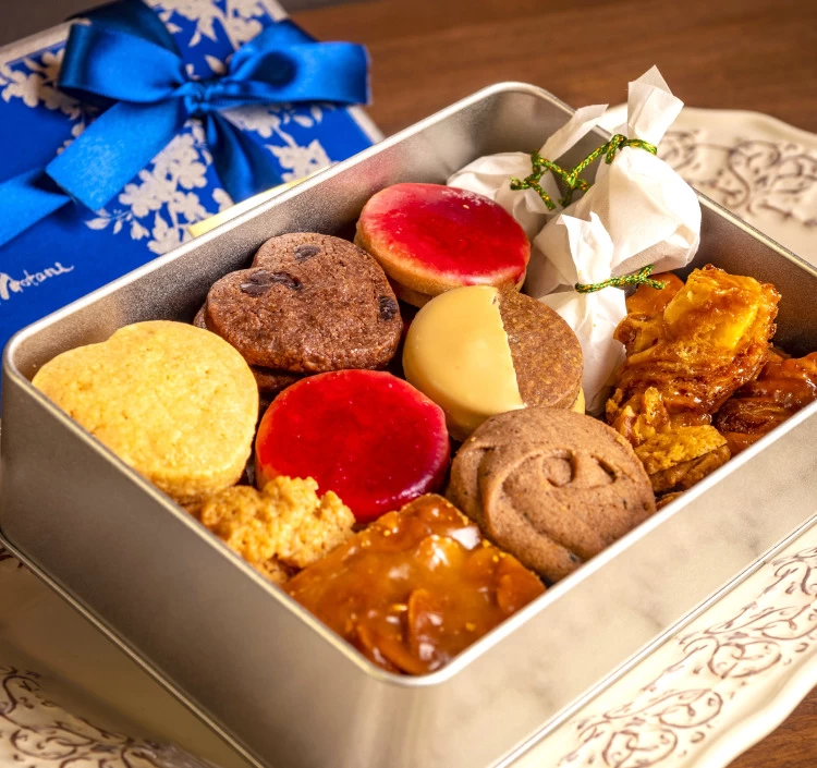 コーヒーやお紅茶ともよく合うサクッとほどける軽い食感が人気。