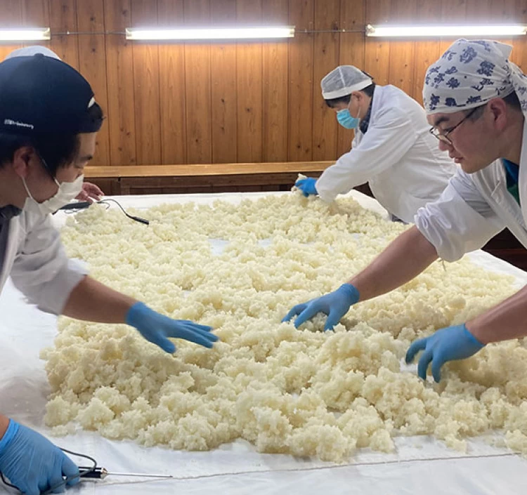 直実 特別本醸造 甕貯蔵酒