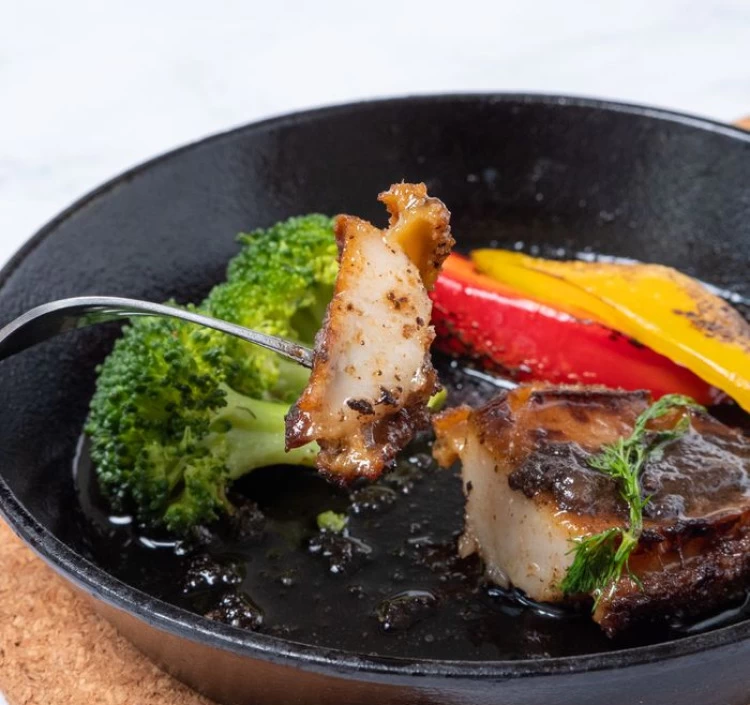 【冷凍】冷凍あわび 殻付き ５００ｇ