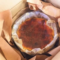 バスクチーズケーキ（直径約 12cm）四万十の米粉入り サムネイル