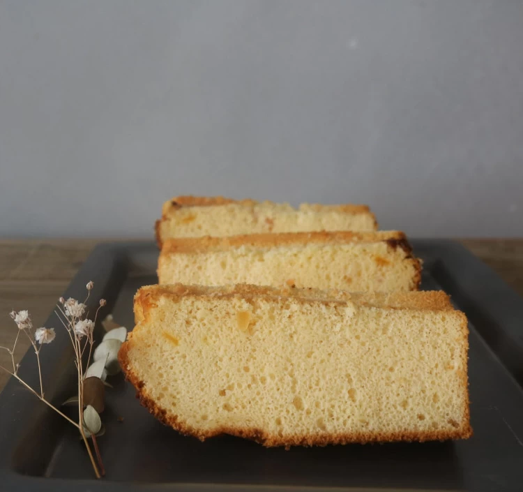 米粉シフォンケーキ　ホール　（至福のチーズさん）