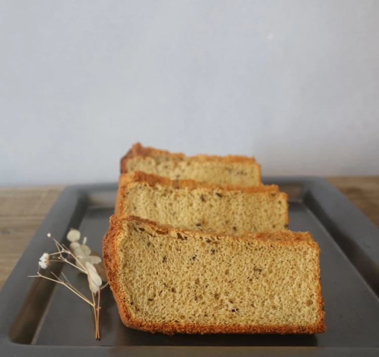 米粉シフォンケーキ　ホール　（ロイヤルミルクティ）