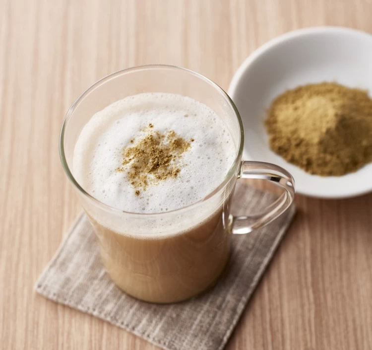 泡立つ　ほうじ茶ラテ