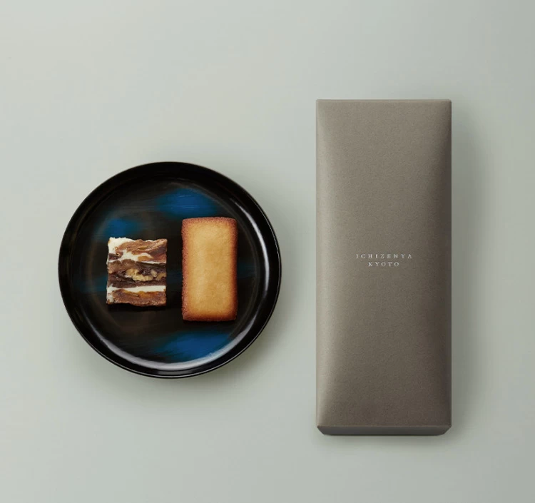 京菓心　「京薫（きょうくん）」　～一善やアソートギフト～　［京を贈るフィナンシェ味凛-薫りの調べ-4種アソートと干柿と胡桃と無花果のミルフィーユ］