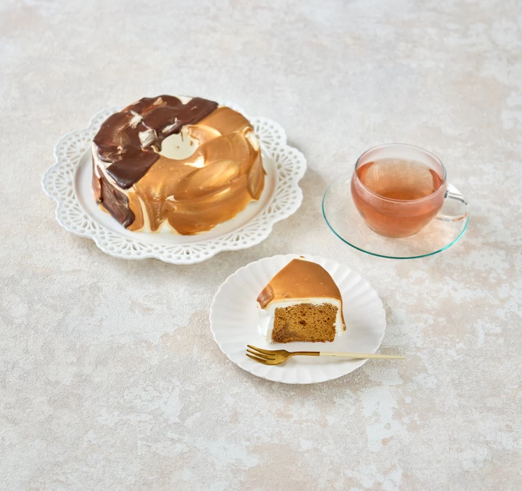 チョコレート・キャラメルシフォンケーキ（Half＆Half）