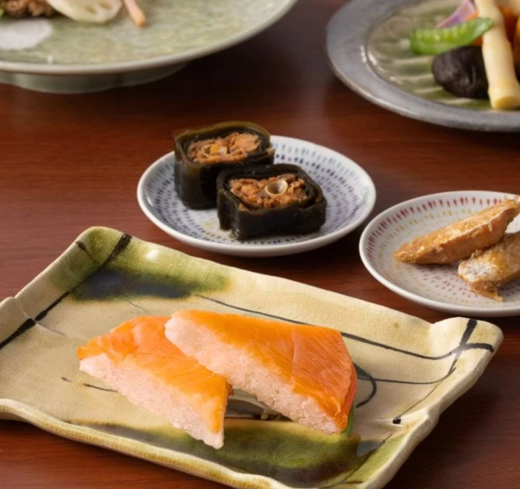 特選ますのすし