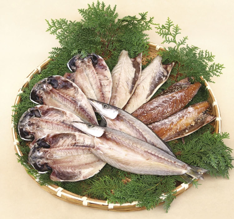 伊豆稲取 名物【山長水産】極上干物詰め合わせセット1