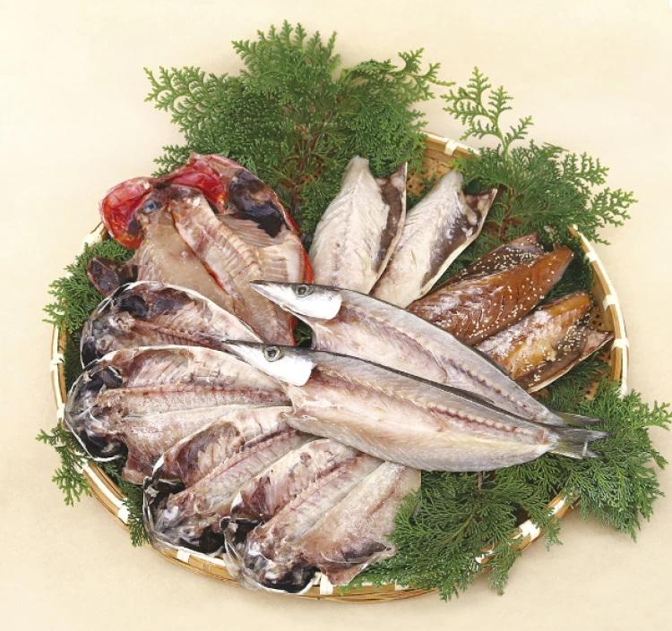 伊豆稲取 名物【山長水産】極上干物詰め合わせセット2