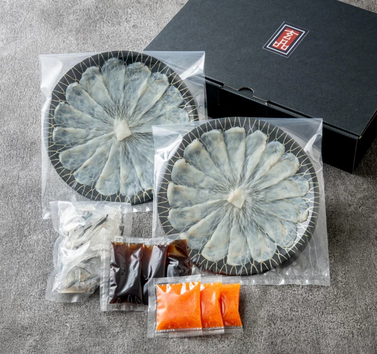 玄品 通販限定 国産とらふぐ刺身（てっさ）昆布締め仕立て 2人前 & とらふぐ皮の湯引き