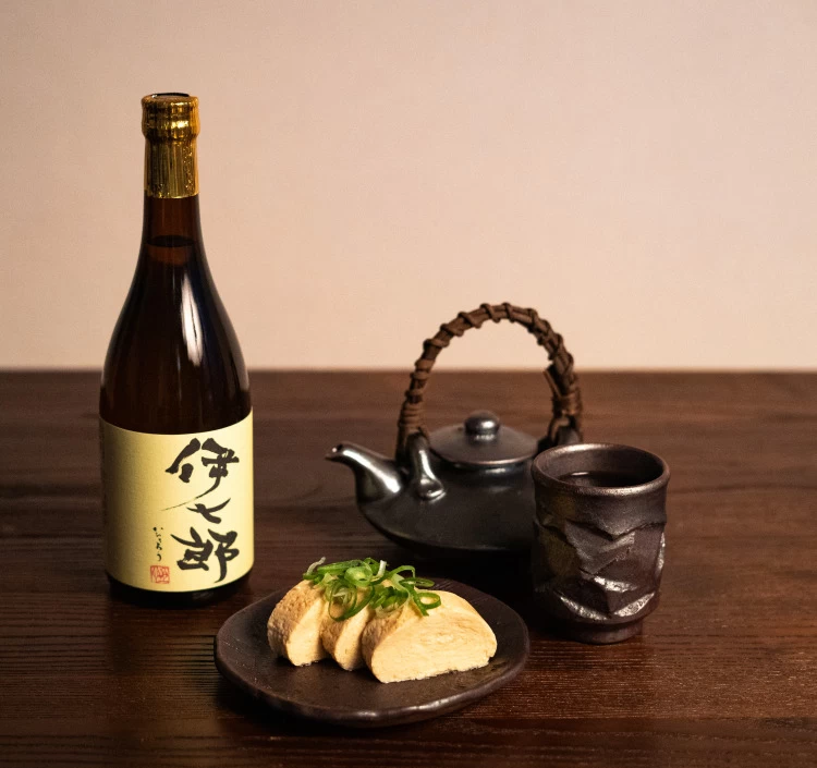 720ml　本格芋焼酎 伊七郎(いひちろう)