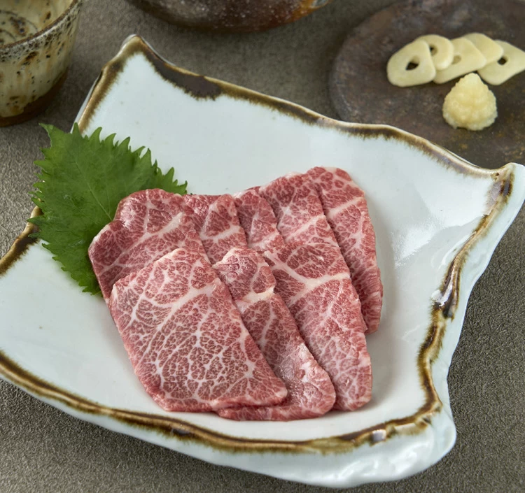 極上霜降馬刺（100g）